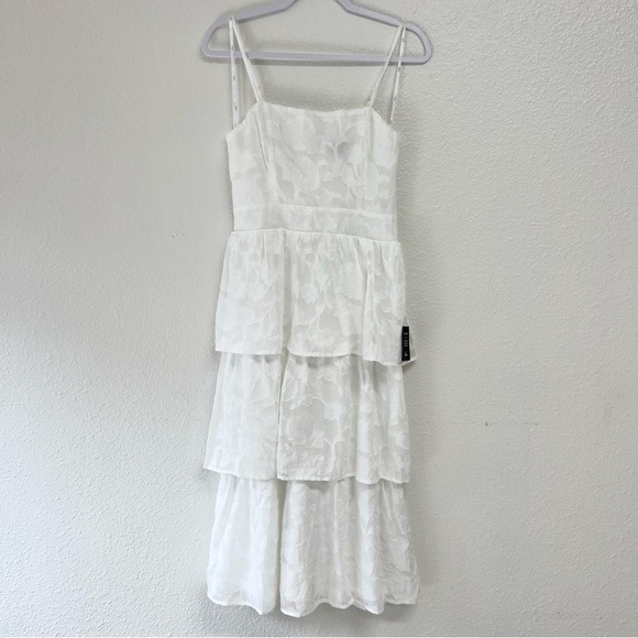 Lulus Grace and Beauty White Burnout Floral Print Tiered Dress Size Medium NWT - Picture 5 of 15